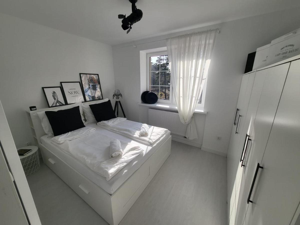 Przytulny Apartament Z Kominkiem Przy Jeziorze Borne Sulinowo Exterior photo