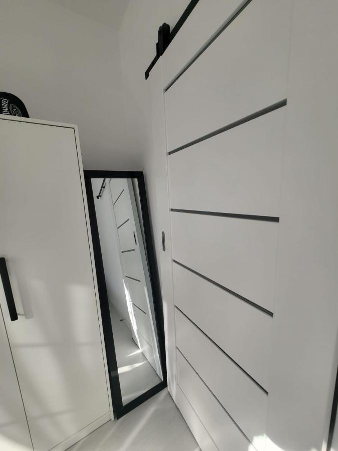 Przytulny Apartament Z Kominkiem Przy Jeziorze Borne Sulinowo Exterior photo